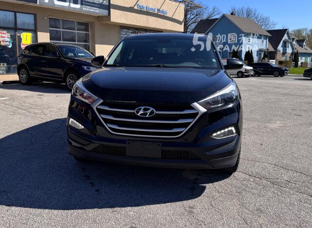 2018 Hyundai Tucson view 2