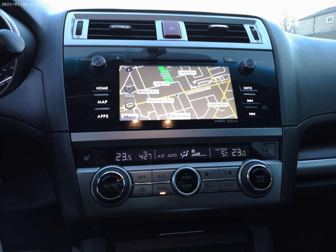 2016 Subaru Legacy view 10