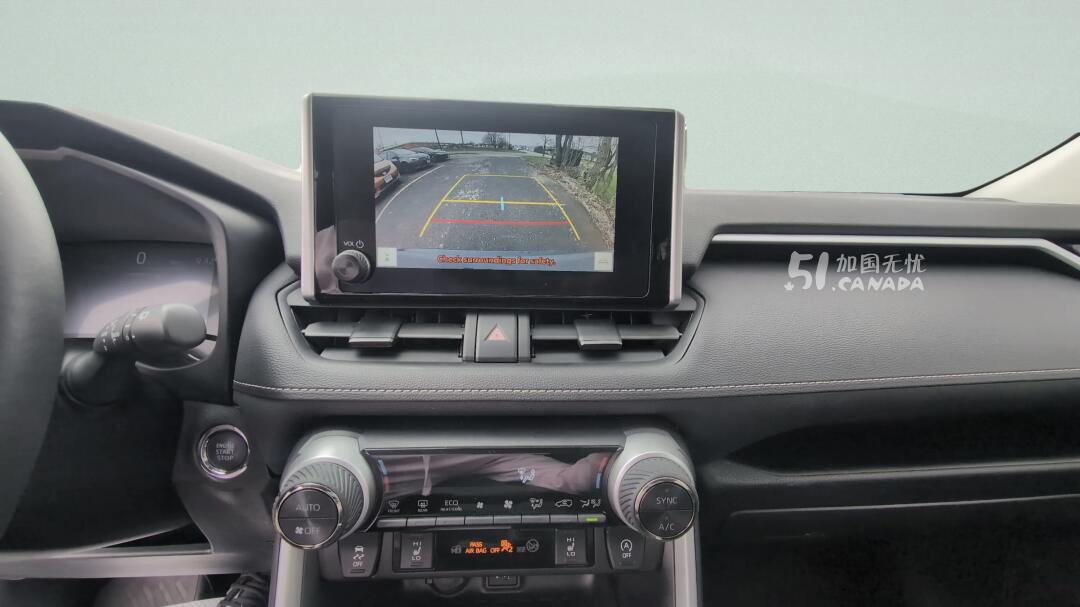 2025 Toyota RAV 4 view 7