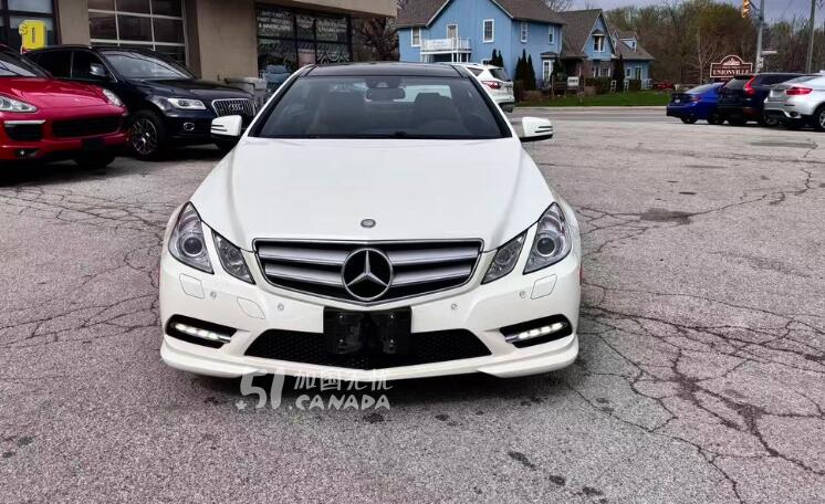 2013 Mercedes-Benz E-Class view 6