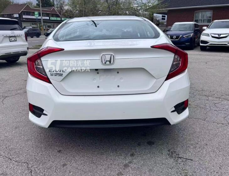 2018 Honda Civic view 8