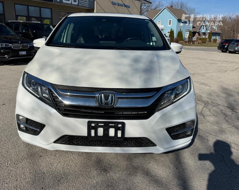 2019 Honda Odyssey view 6