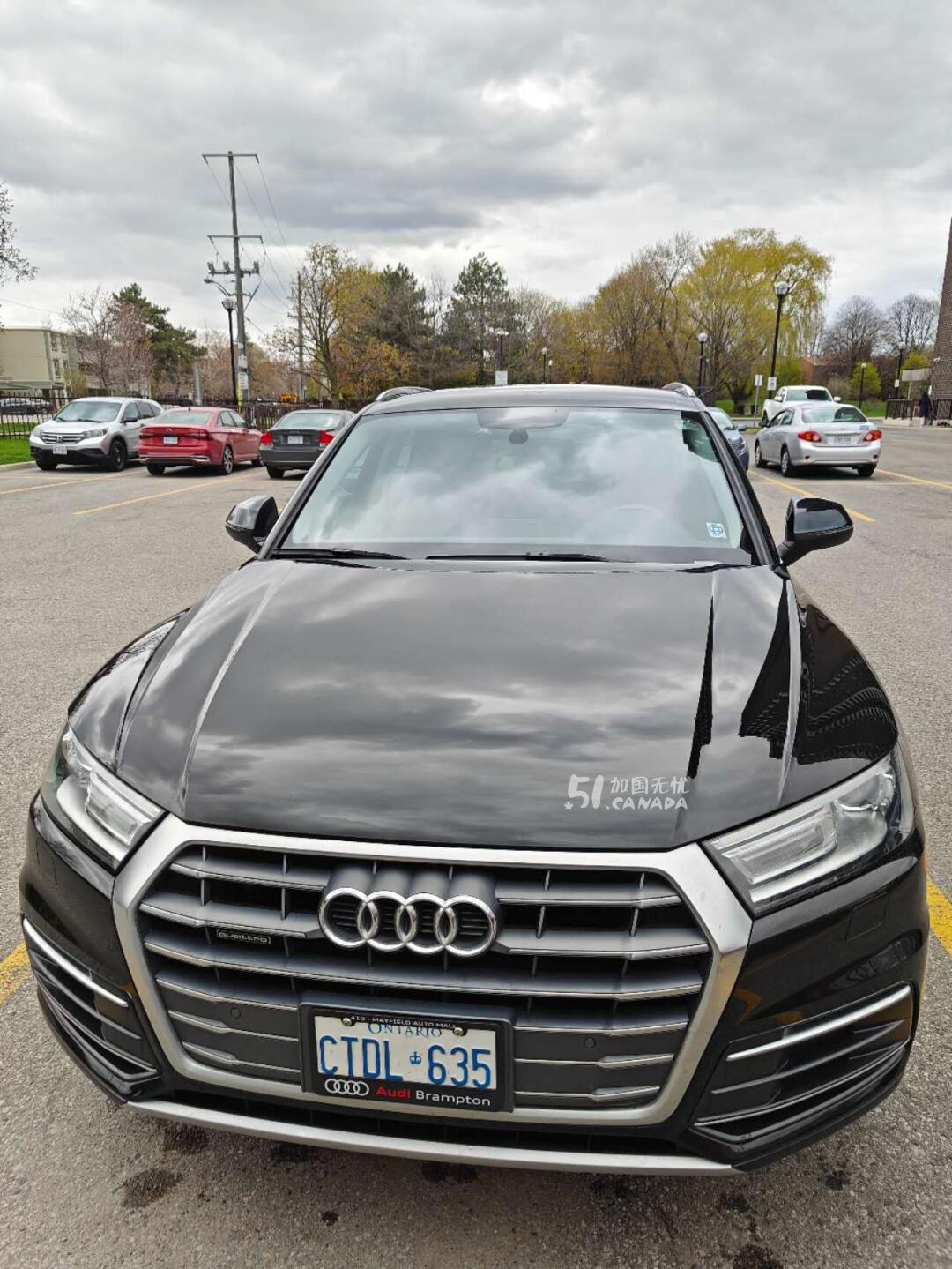 2018 Audi Q5 view 3