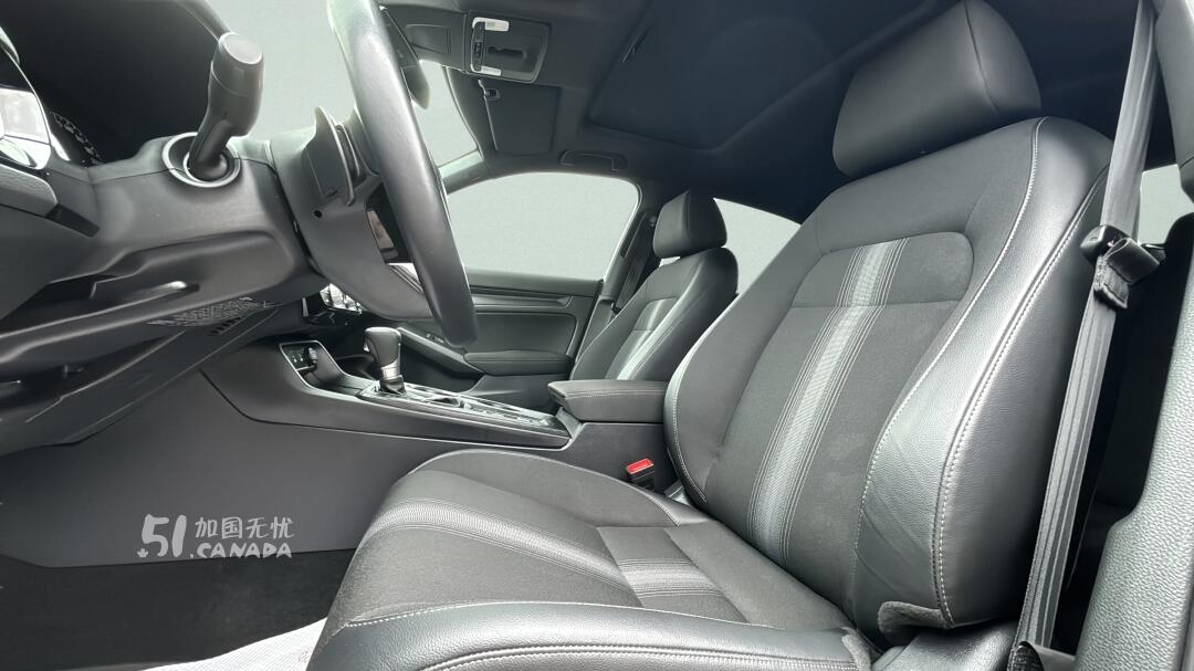 2025 Honda Civic view 5