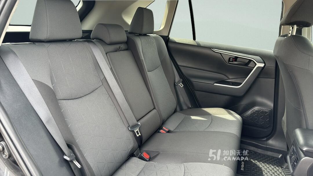 2025 Toyota RAV 4 view 8