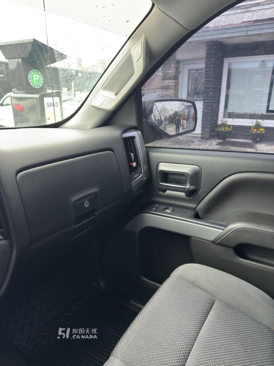 2017 Chevrolet Silverado 1500 view 7