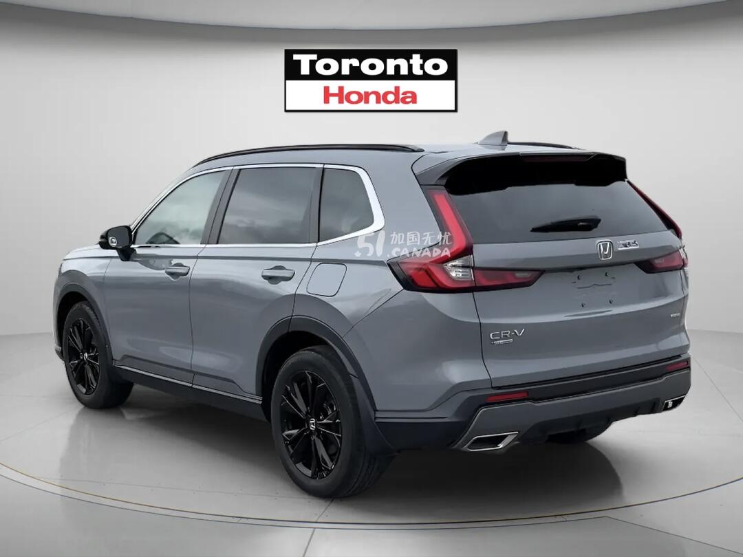 2025 Honda CR-V view 4