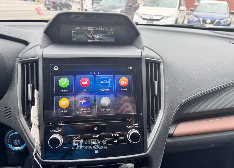 2021 Subaru Forester view 6