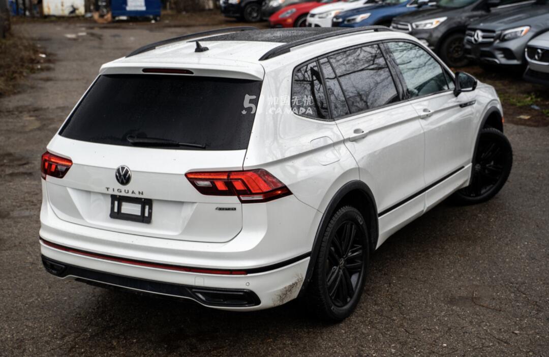 2022 Volkswagen Tiguan view 6