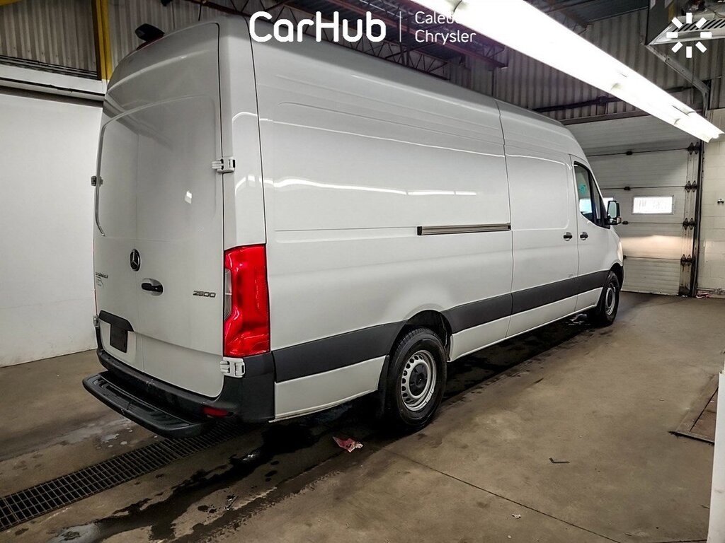 [集市好物]2024 Mercedes-Benz Sprinter Van
