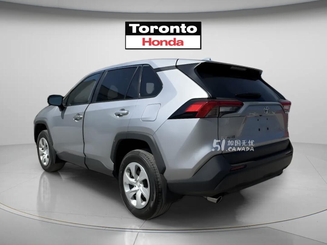 2025 Toyota RAV 4 view 3