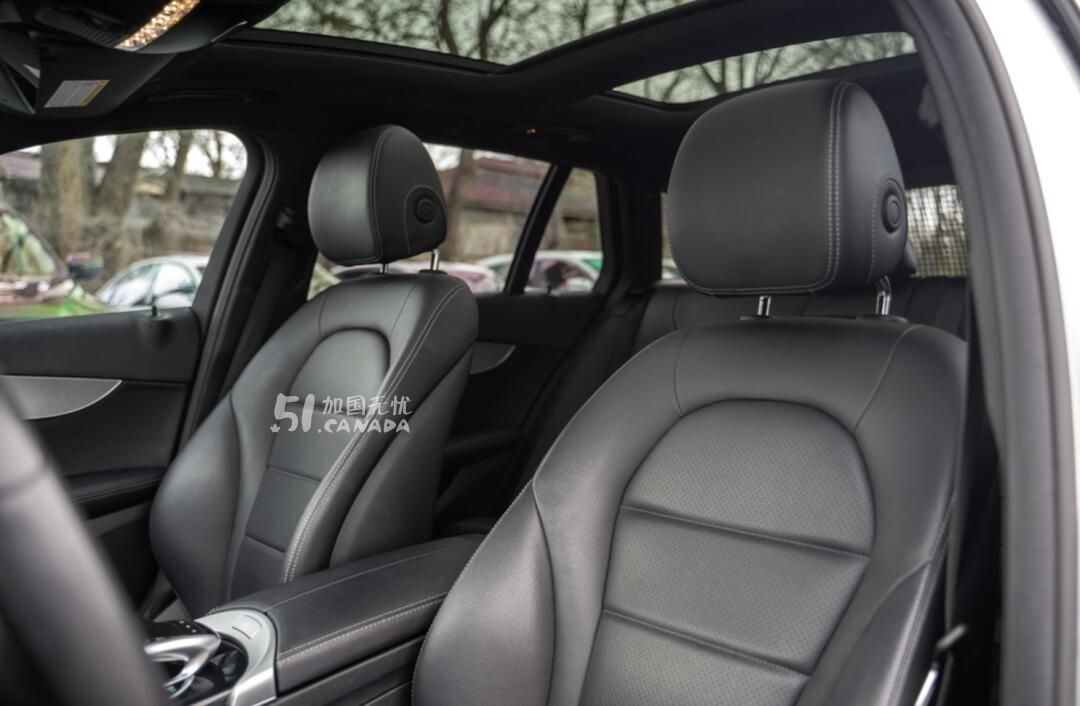 2019 Mercedes-Benz C-Class view 3