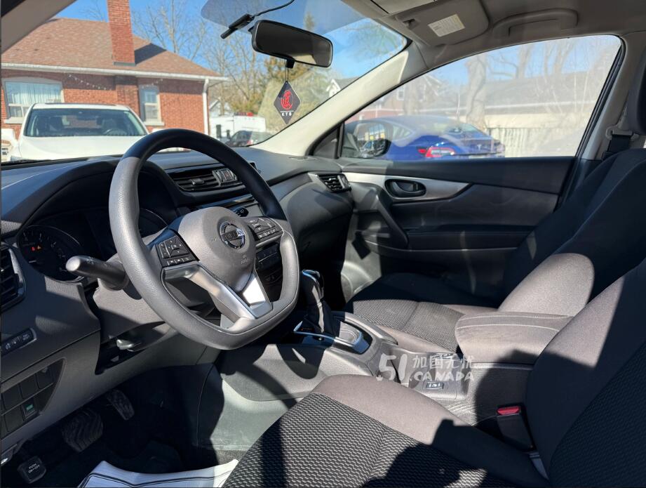 2019 Nissan Qashqai view 6