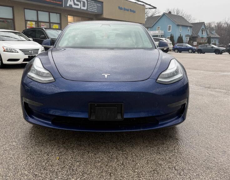 [集市好物]2019 Tesla Model 3