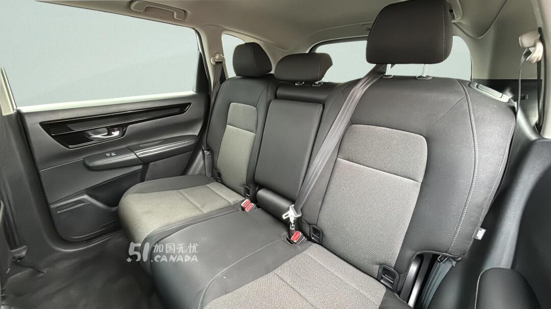 2025 Honda CR-V view 8