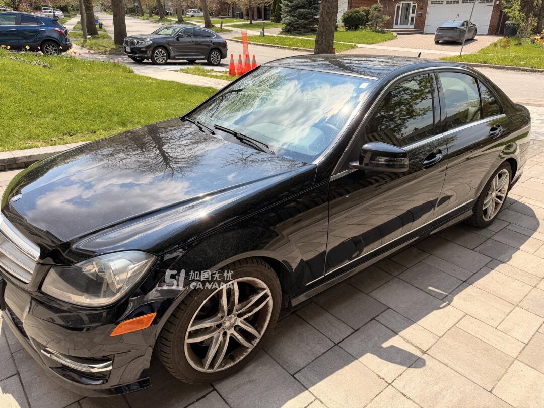 2013 Mercedes-Benz C-Class view 5