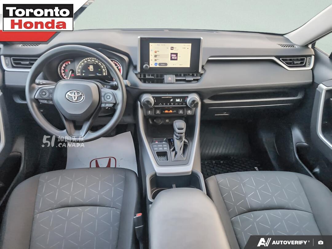 2023 Toyota RAV 4 view 6