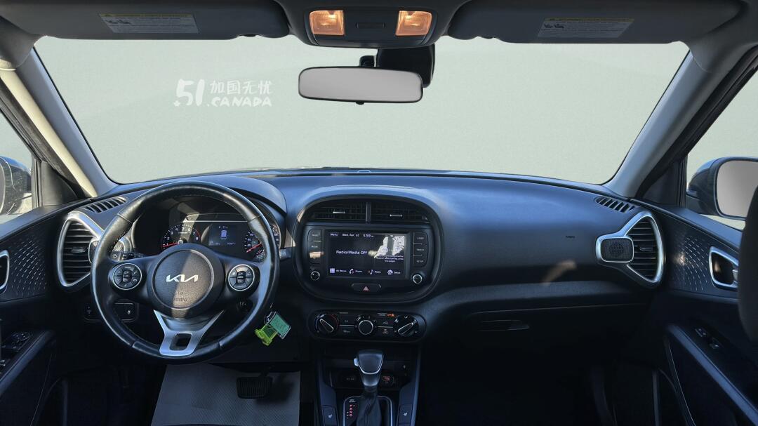 2022 Kia Soul view 5