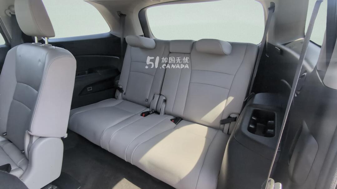 2021 Honda Pilot view 8