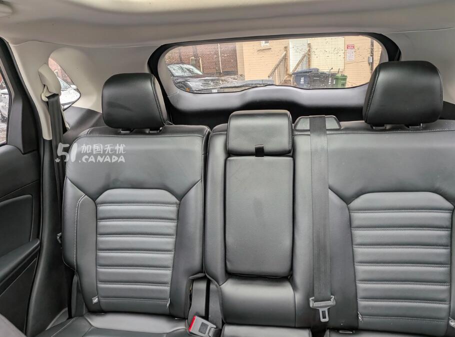 2017 Ford Edge view 9