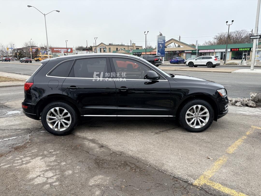 2014 Audi Q5 view 4