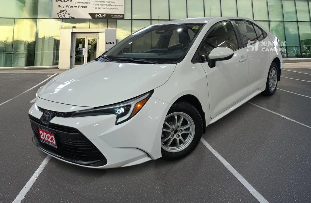 2023 Toyota Corolla view 1