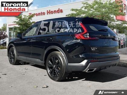 2025 Honda CR-V view 4
