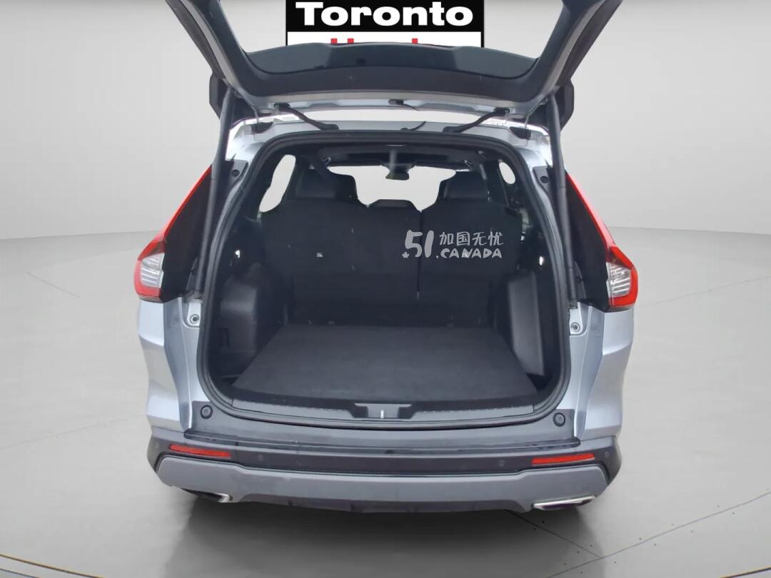 2025 Honda CR-V view 8