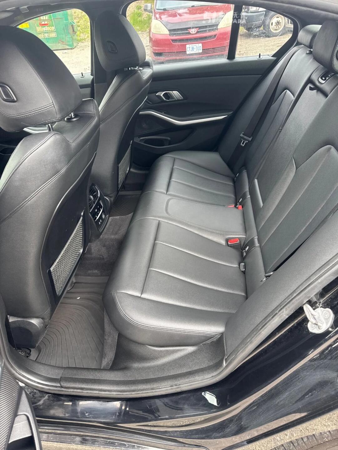 2019 BMW 3 Series view 6
