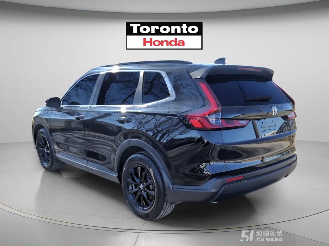 2026 Honda CR-V view 4