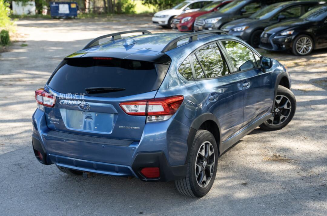 2018 Subaru XV Crosstrek view 8