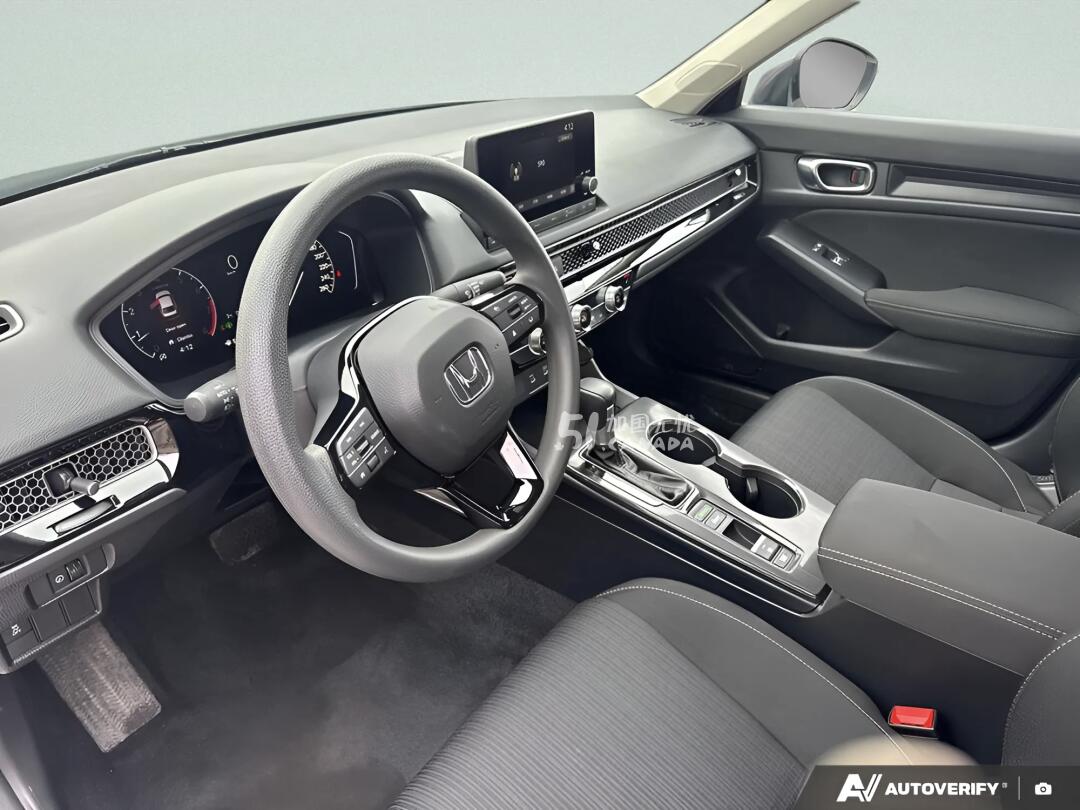 2025 Honda Civic view 6
