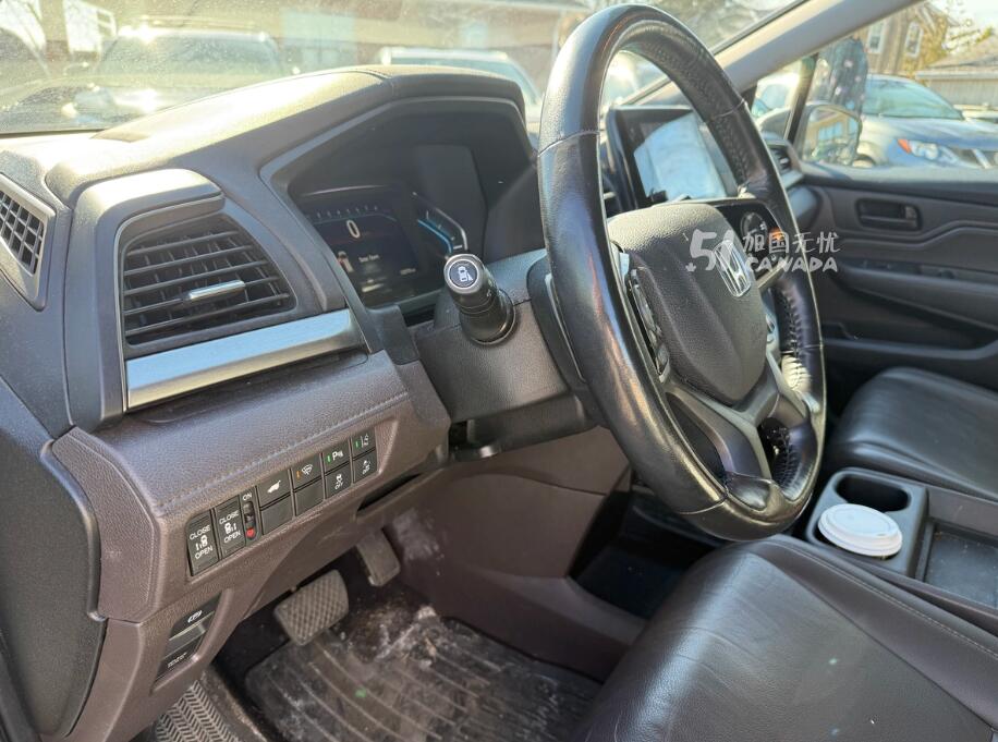2019 Honda Odyssey view 8