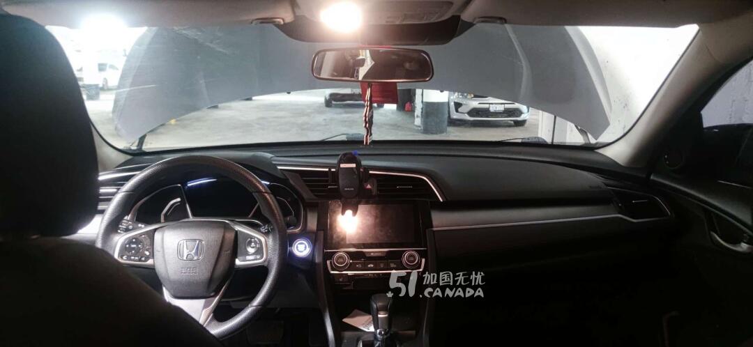 2016 Honda Civic view 8