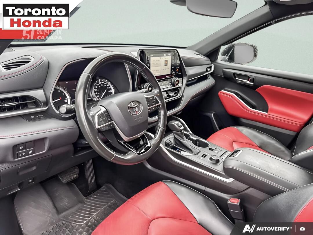 2022 Toyota Highlander view 7