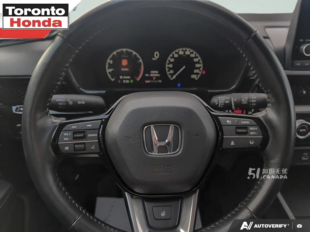 2025 Honda CR-V view 8