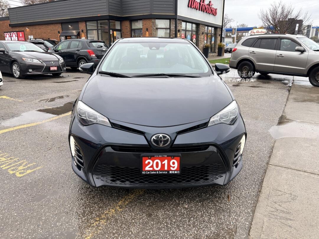 2019 Toyota Corolla view 2