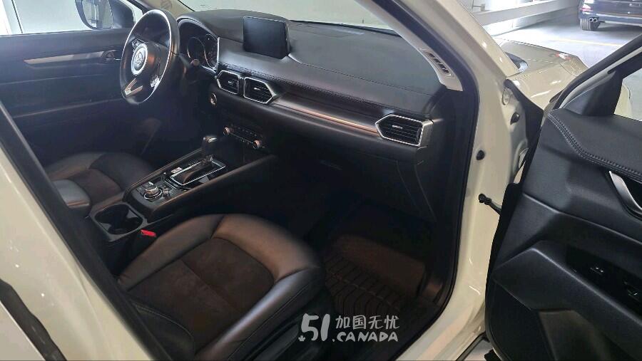 2021 Mazda CX-5 view 5