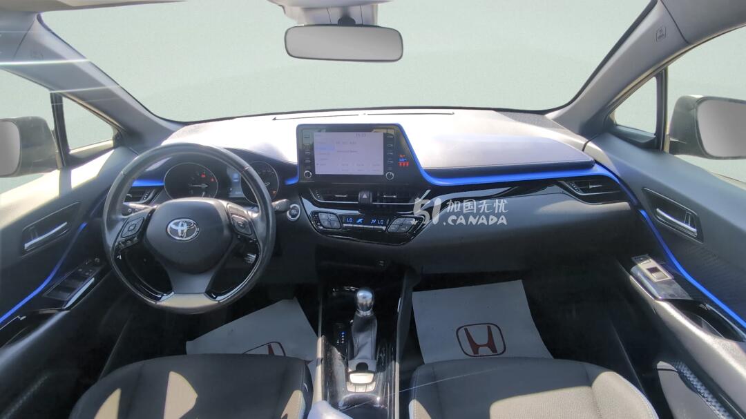 2021 Toyota C-HR view 6