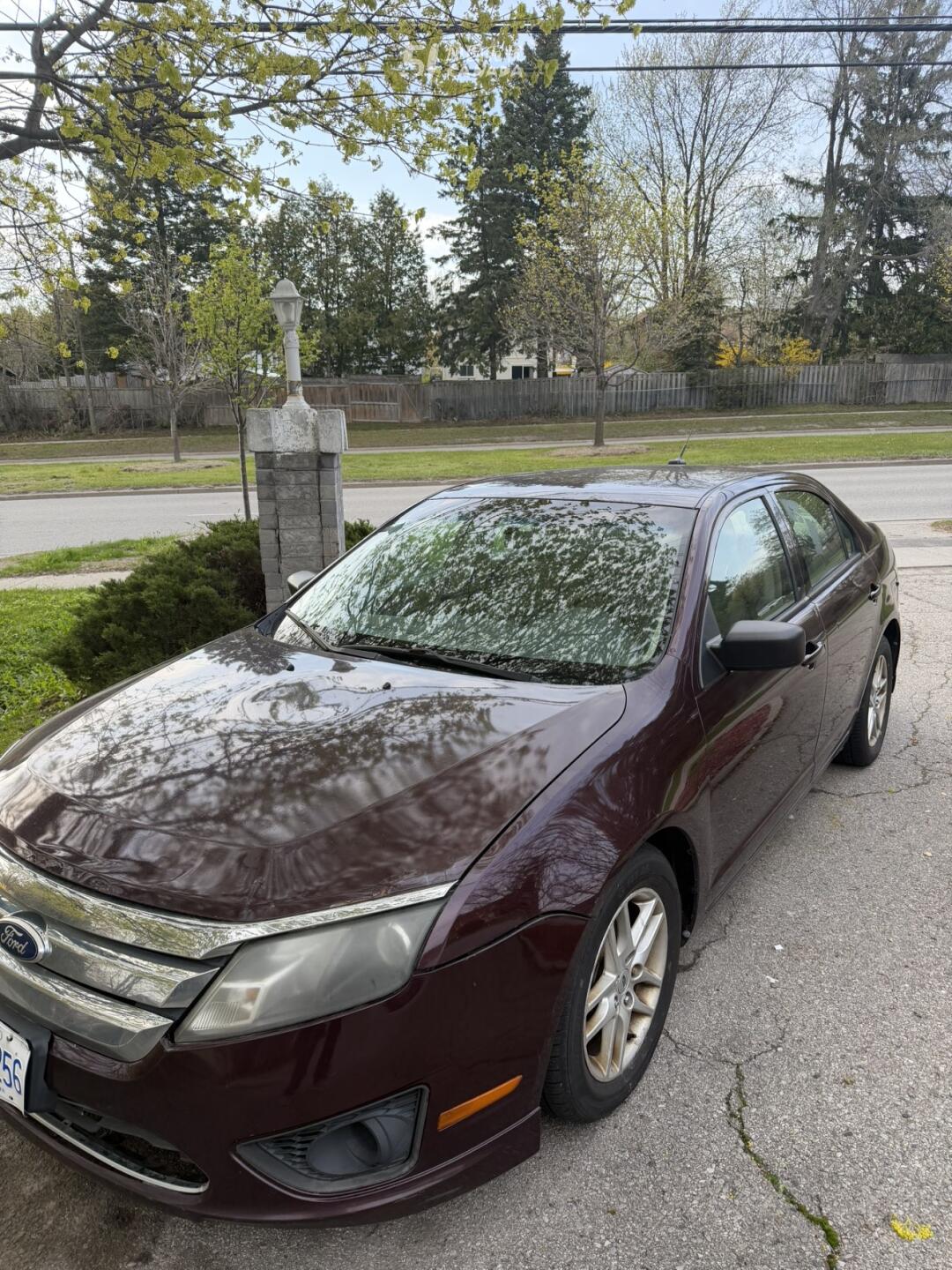 2011 Ford Fusion view 1