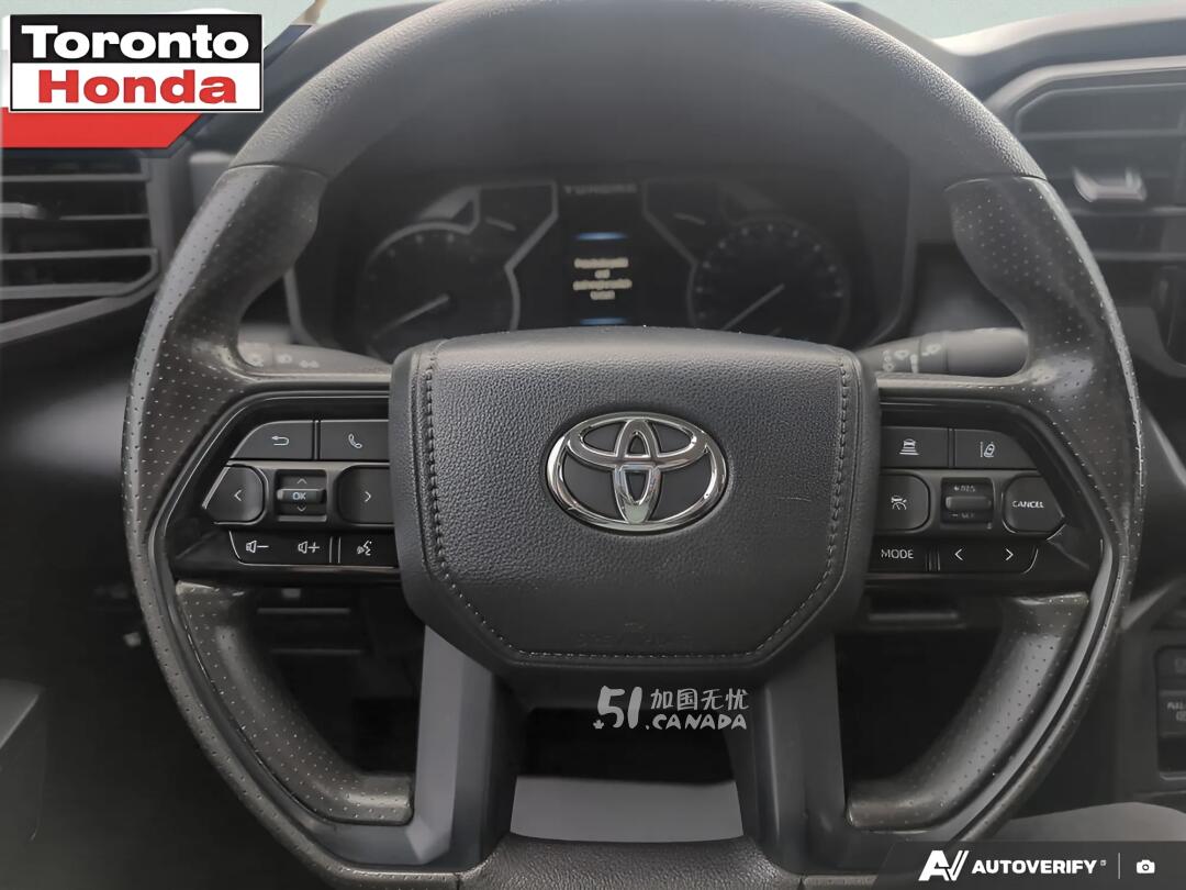 2023 Toyota Tundra view 8