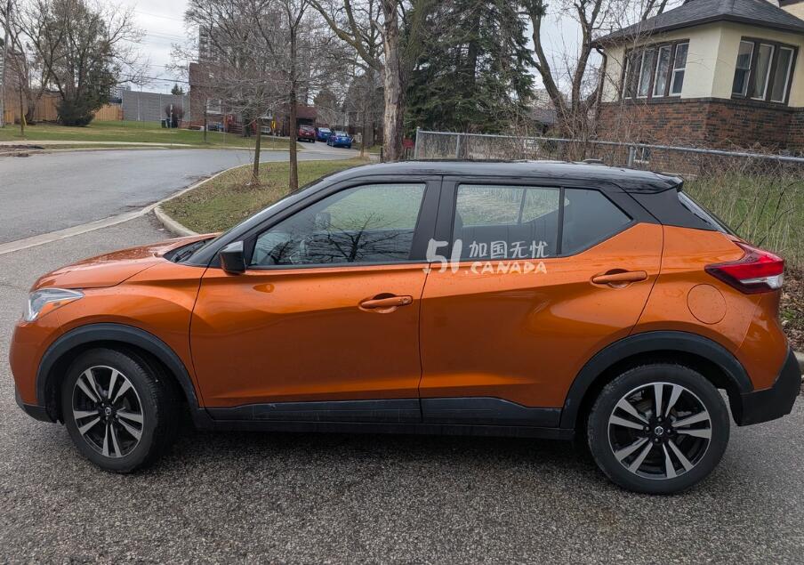 2018 Nissan Kicks view 9
