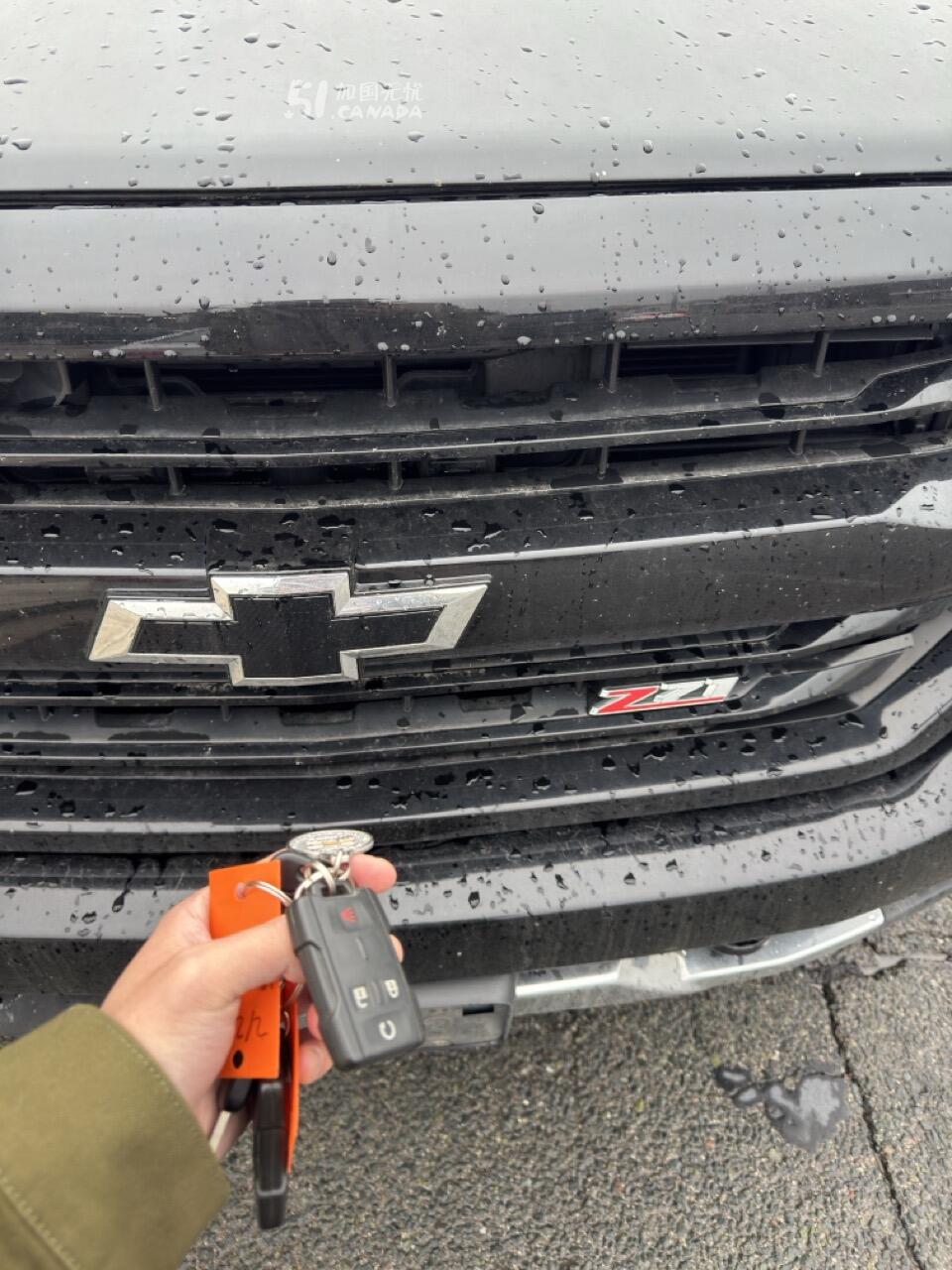 2017 Chevrolet Silverado 1500 view 4
