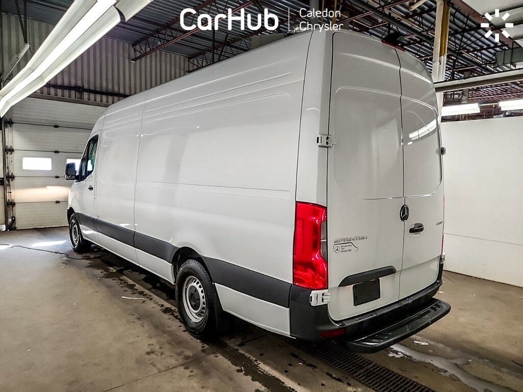 [集市好物]2024 Mercedes-Benz Sprinter Van