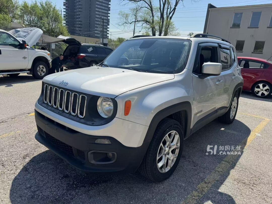 2015 Jeep Renegade view 1