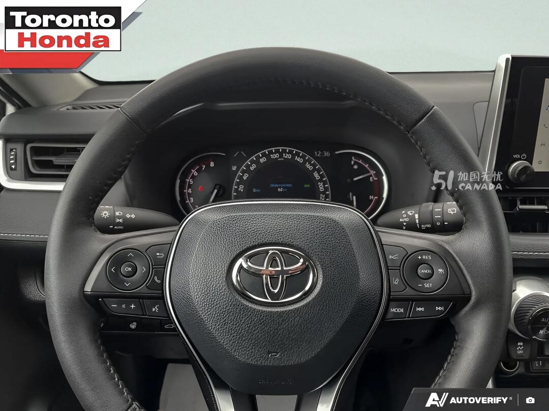 2025 Toyota RAV 4 view 5
