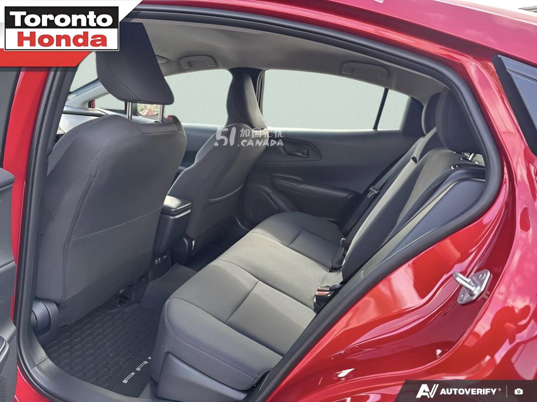 2025 Toyota Prius view 9