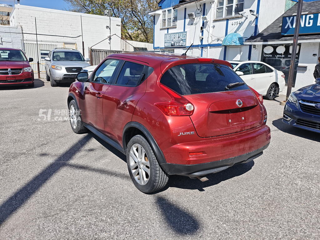 2014 Nissan Juke view 10