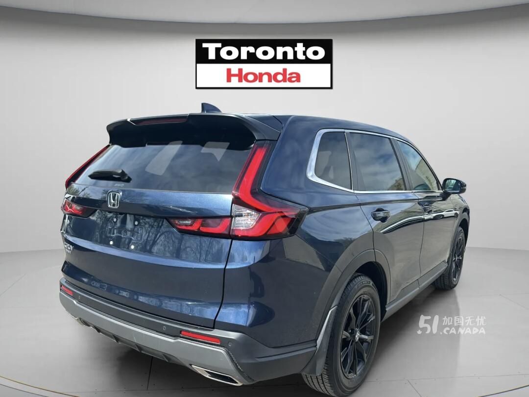 2024 Honda CR-V view 3