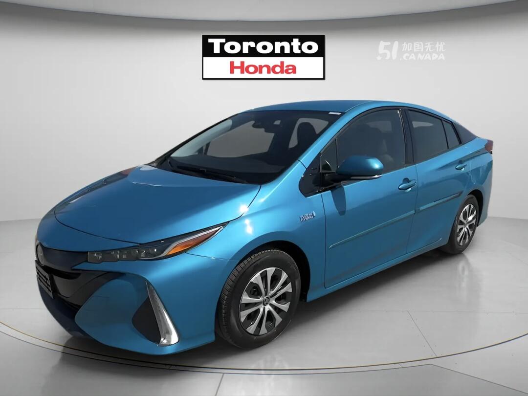 2020 Toyota Prius Prime view 2